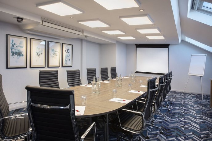 Leonardo Hotel London Heathrow Airport