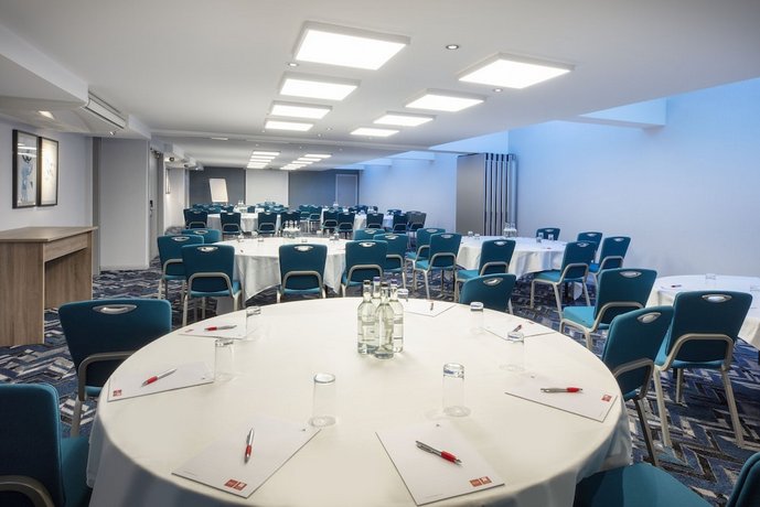 Leonardo Hotel London Heathrow Airport