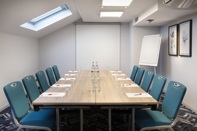 Leonardo Hotel London Heathrow Airport