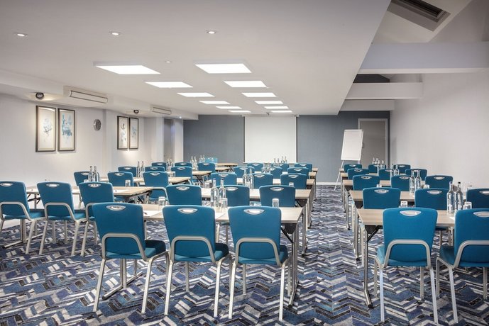 Leonardo Hotel London Heathrow Airport