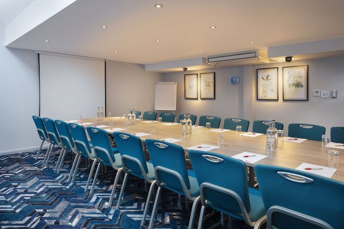 Leonardo Hotel London Heathrow Airport
