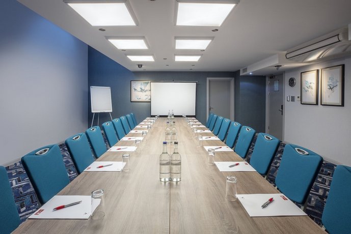 Leonardo Hotel London Heathrow Airport