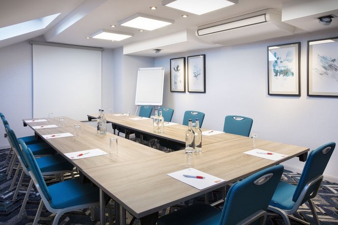Leonardo Hotel London Heathrow Airport