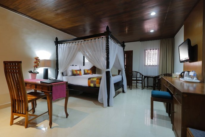 Wina Holiday Villa Hotel