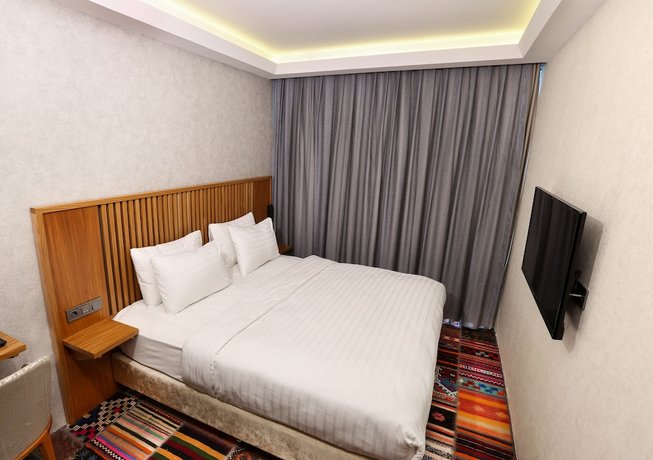 Bomontist Hotel
