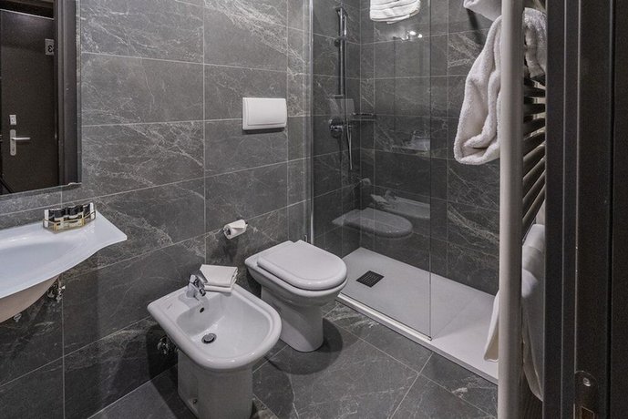 Smart Hotel Holiday