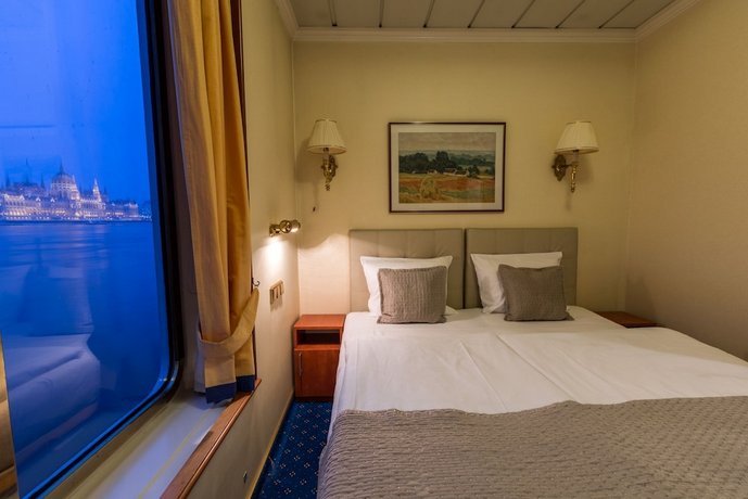 OnRiver Hotels - MS Cezanne