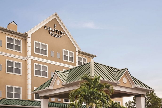 Country Inn & Suites by Radisson Tampa Airport North FL