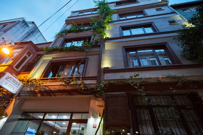 Unique Suite Hotel