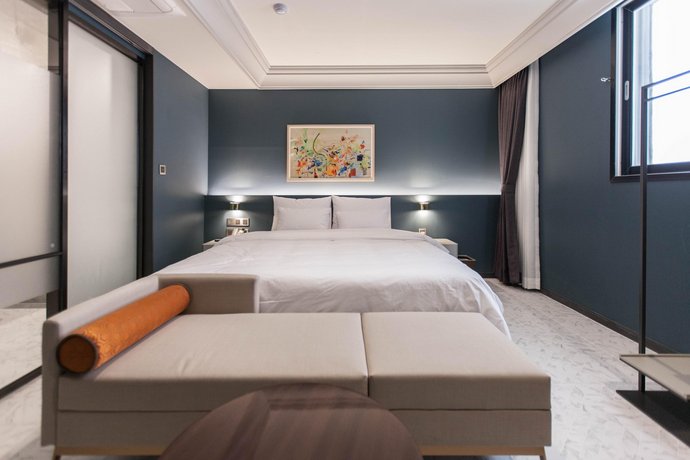 Brown-Dot Hotel Gimhae Samgye