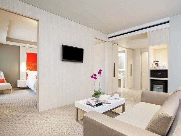Grand Mercure Jakarta Harmoni