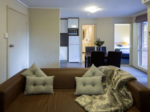 Ibis Styles Canberra