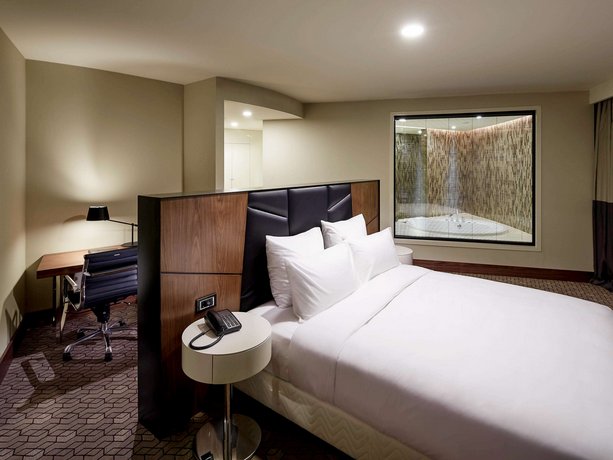 Pullman Istanbul Hotel & Convention Center