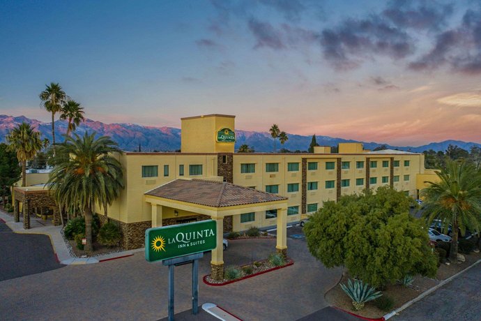 La Quinta Inn & Suites Tucson - Reid Park