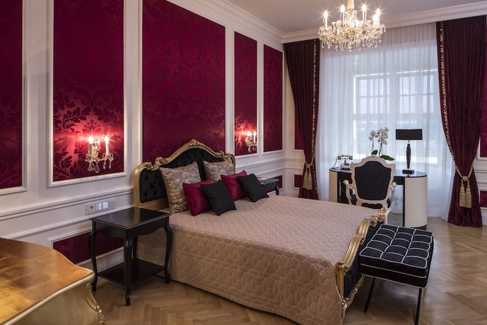 Schloss Schonbrunn Grand Suite