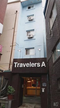 Traveler's A Hostel