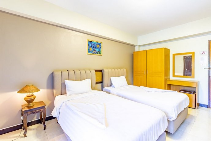 Silver Gold Garden Suvarnabhumi Airport Hotel