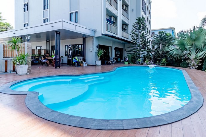 Silver Gold Garden Suvarnabhumi Airport Hotel