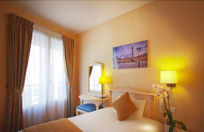 Hotel Louvre Sainte Anne