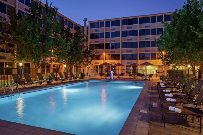 DoubleTree by Hilton Hotel Denver Central Park