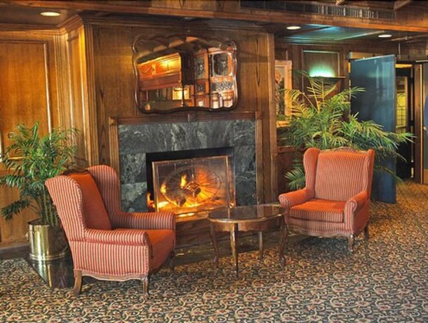 Historic Santa Maria Inn