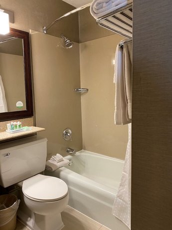Holiday Inn Danbury-Bethel at I-84