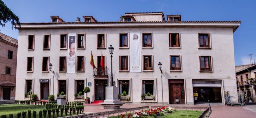 Hotel El Bedel Archbishop's Palace of Alcala de Henares Spain thumbnail