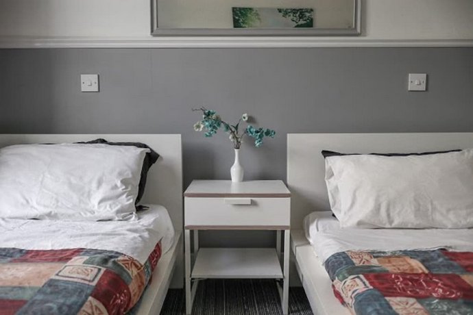 Hotel 261