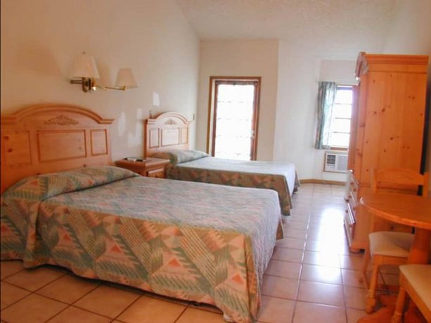 Orange Hill Beach Inn
