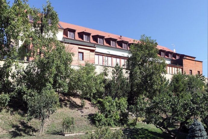 Hotel Chvalska Tvrz