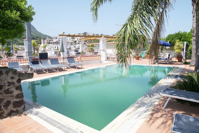 Hotel Candia