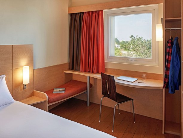 Ibis Merida