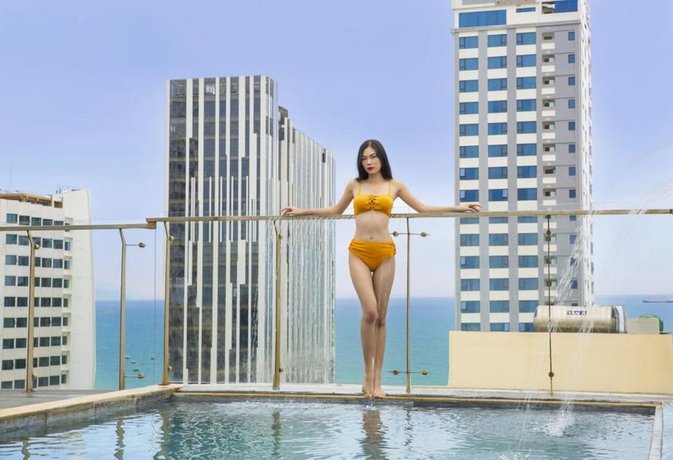 Jolia Hotel and Apartment - My Khe Beach