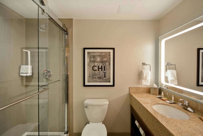 DoubleTree by Hilton Chicago Midway Airport IL