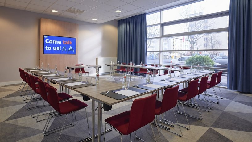 Holiday Inn Express Frankfurt Messe