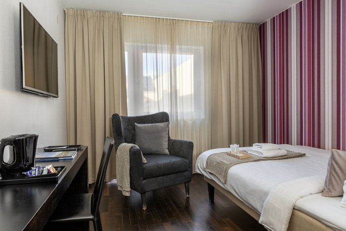 First Hotel Strand
