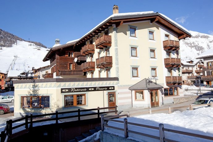 Hotel Angelica Livigno Livigno Ski Resort Italy thumbnail