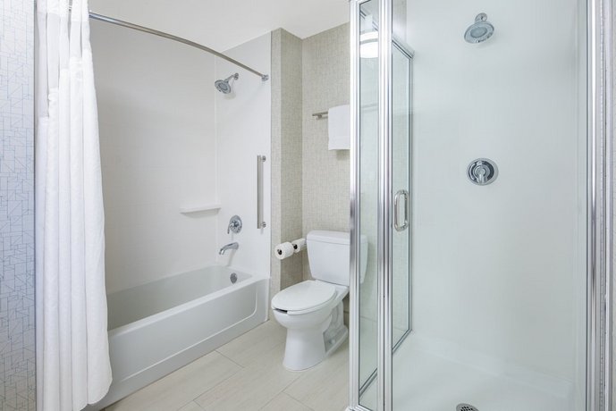 Holiday Inn Express Ontario