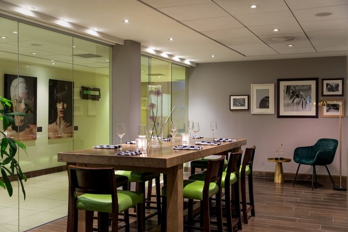 Bar_Restaurant