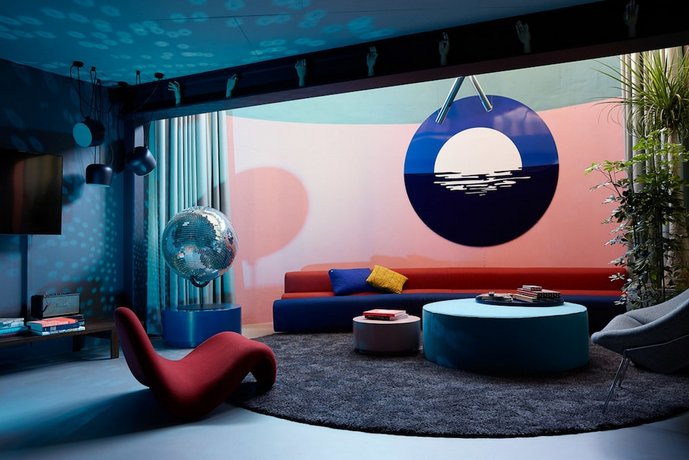 Conference_Room