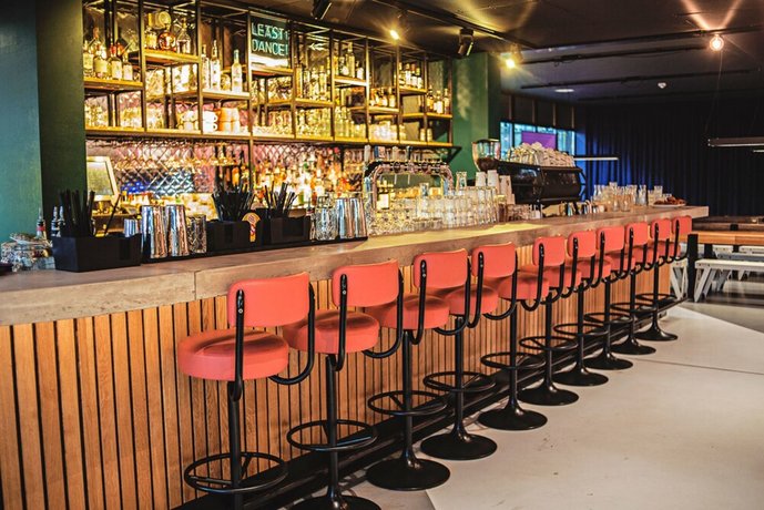 Bar_Restaurant