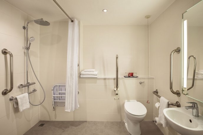 Leonardo Hotel London Heathrow Airport