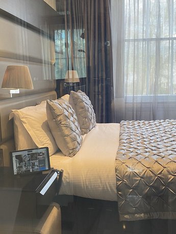 Eccleston Square Hotel
