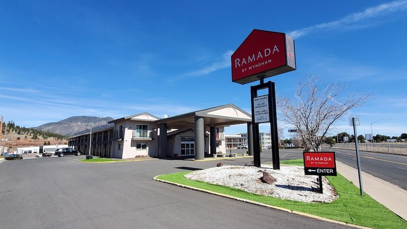 Ramada by Wyndham Flagstaff East Hotel
