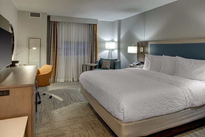 Hampton Inn & Suites Miami Airport South/Blue Lagoon