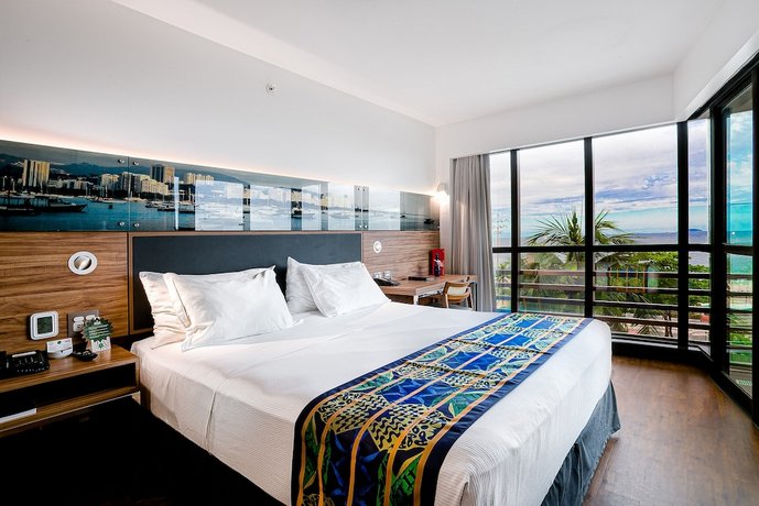 Arena Leme Hotel