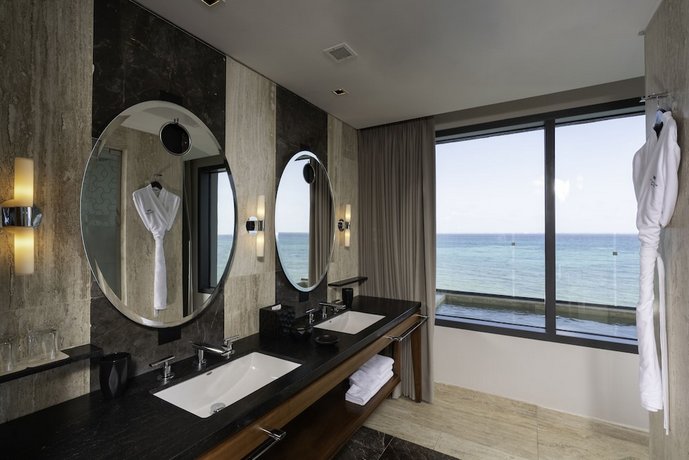 Thompson Beach House