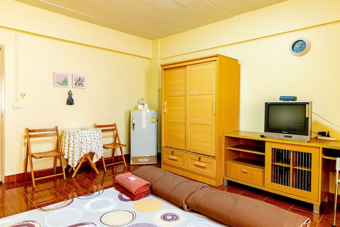 Benjaratch Boutique Apartment