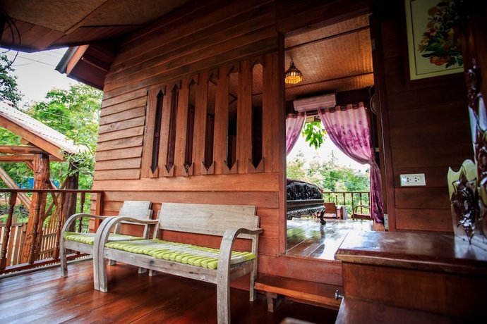 Thanyarat Resort