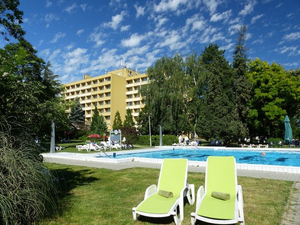 Hunguest Hotel Helios Superior